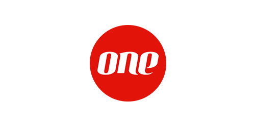 简约现代红色圆圈'one'字体logo设计