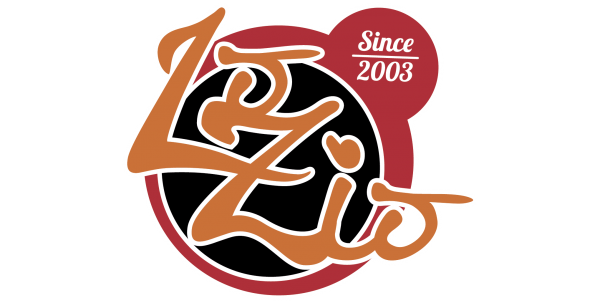 Logo设计:复古风艺术字体与心形元素