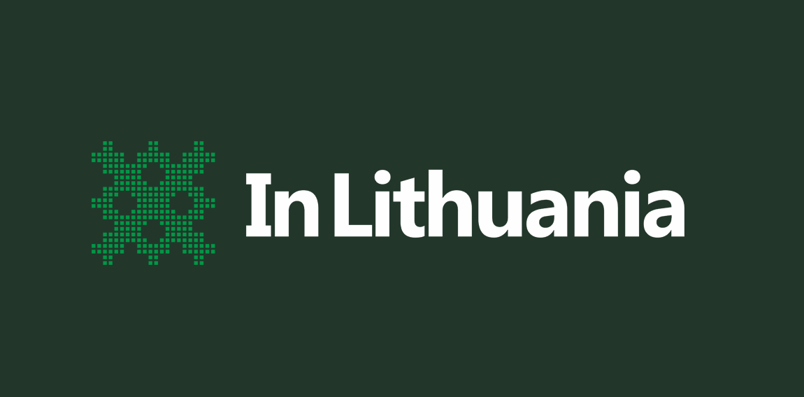 绿色像素风格的Lithuania Logo设计