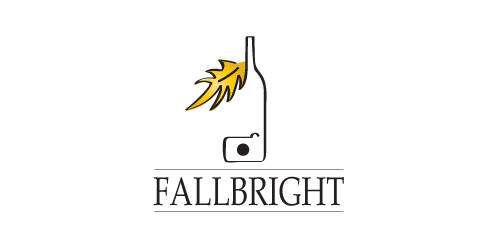 秋日酒瓶与火焰logo设计