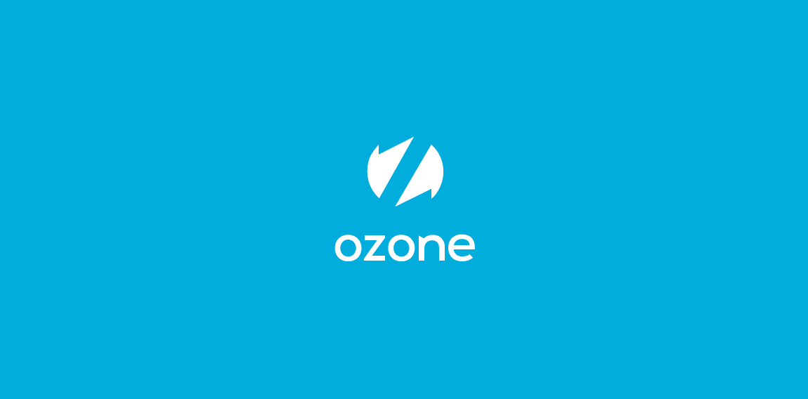 简约蓝色背景下的Ozone logo设计