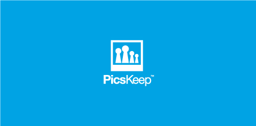 PicsKeep logo设计:简约方框与棋子组合