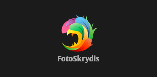 彩虹花瓣logo设计