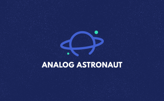 简洁太空主题logo设计