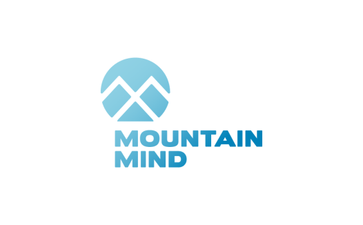 简约山峰Logo设计