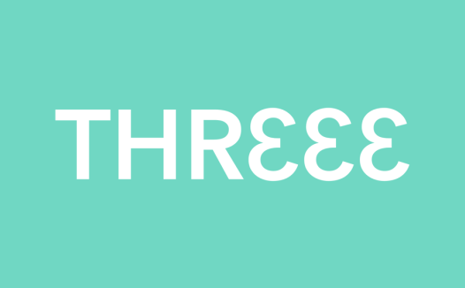 简约现代风格的THREEEE3 logo设计
